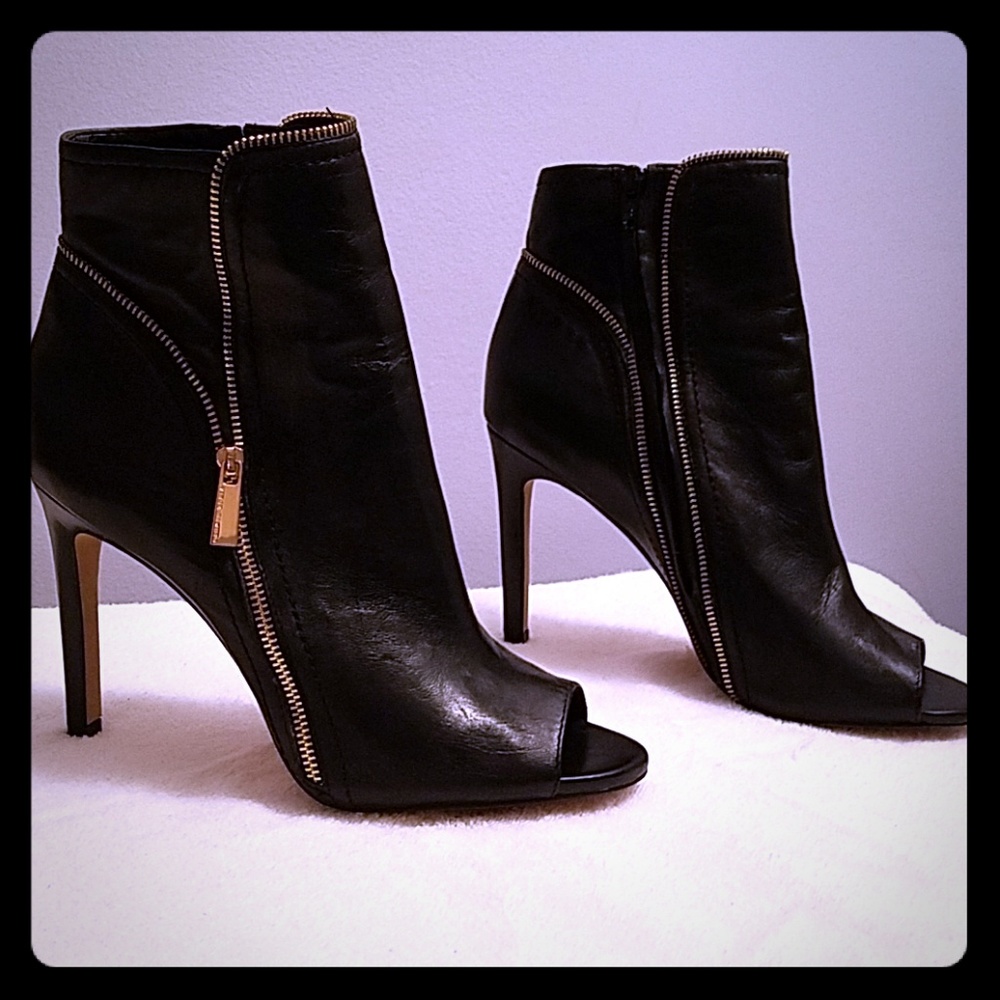 Vince Camuto heels